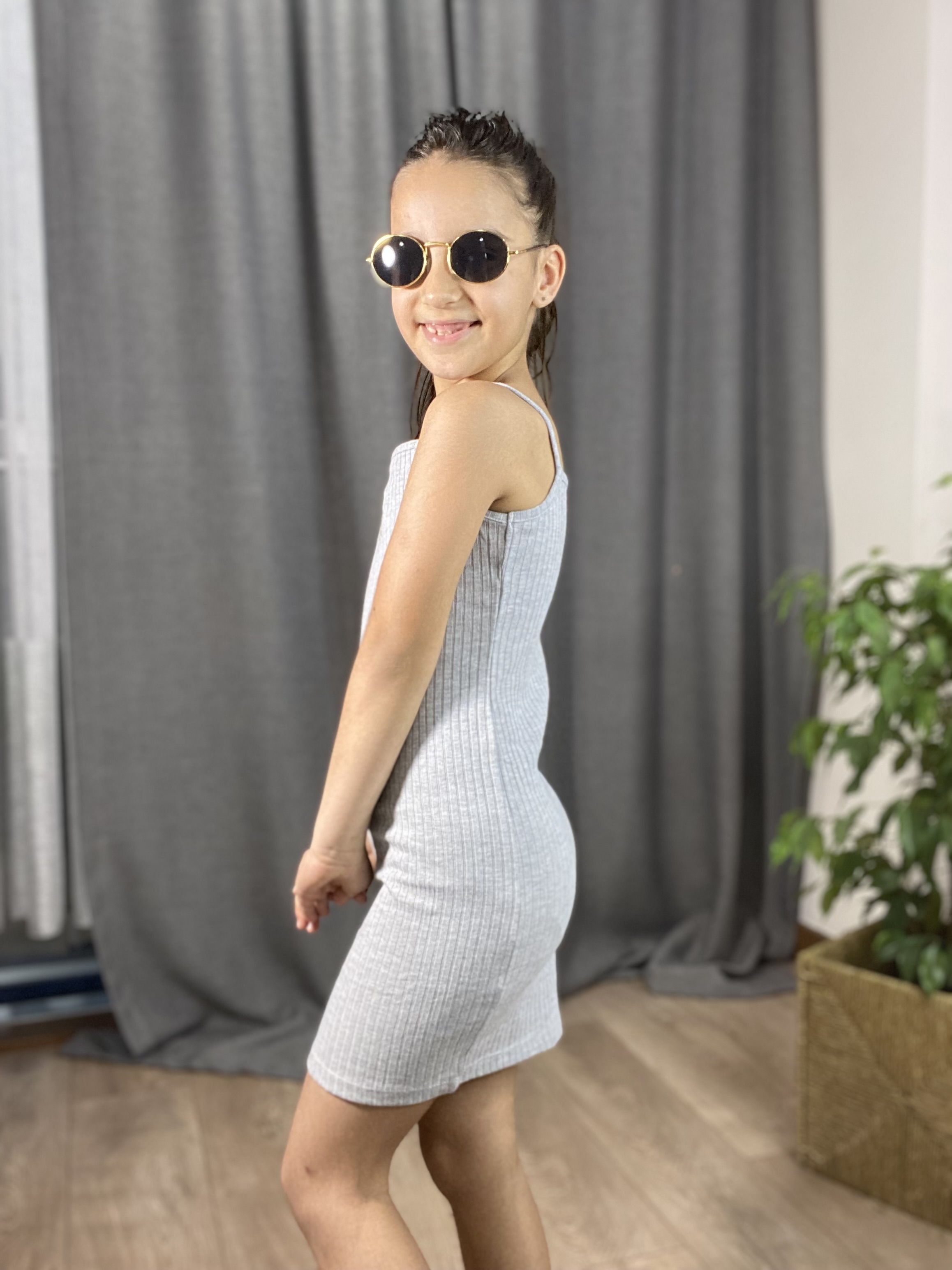 GRİ%20FİTİLLİ%20ELBİSE