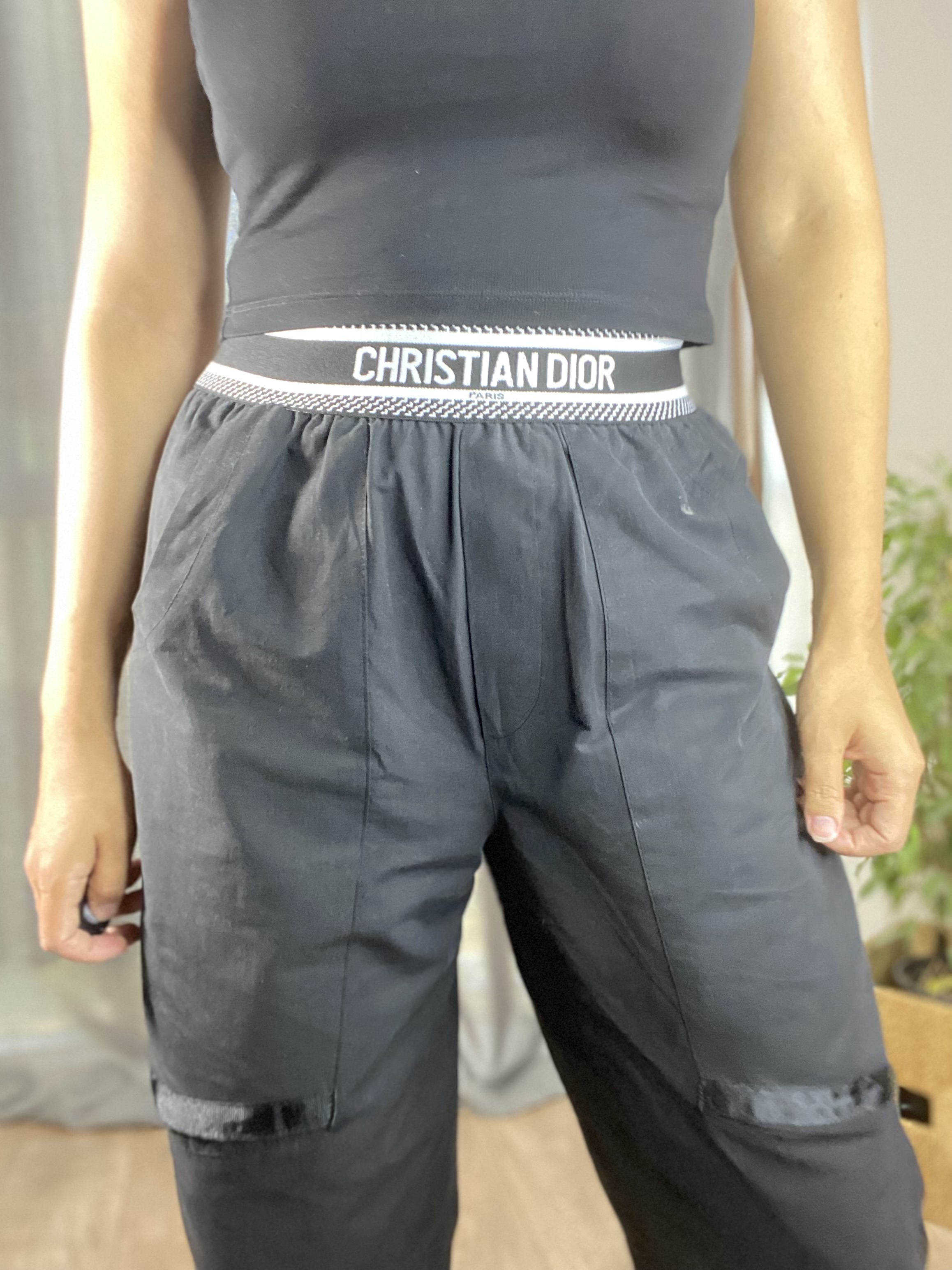 BELİ%20LASTİKLİ%20SİYAH%20KARGO%20PANTOLON