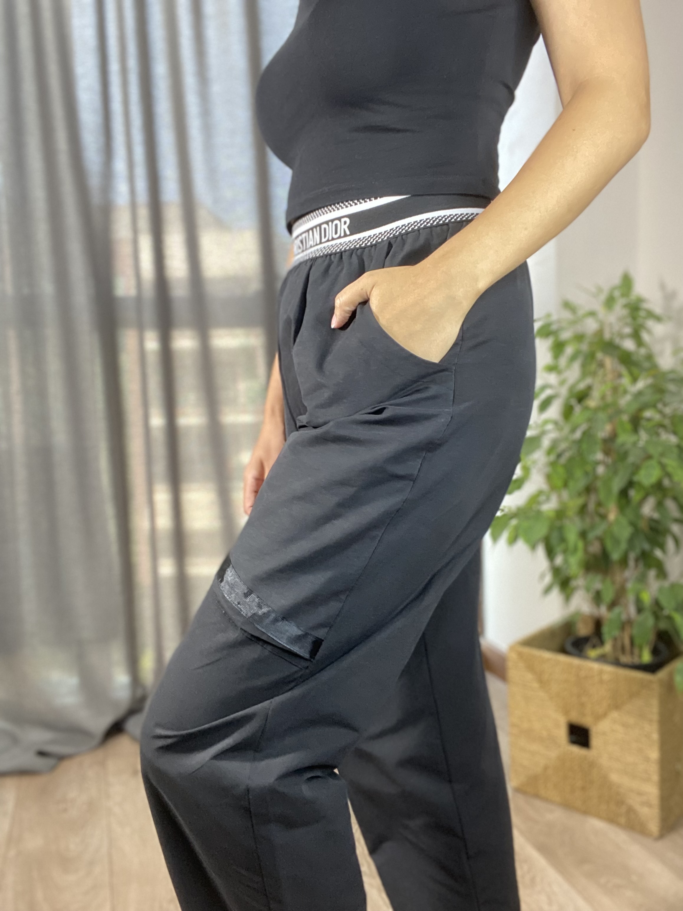 BELİ%20LASTİKLİ%20SİYAH%20KARGO%20PANTOLON