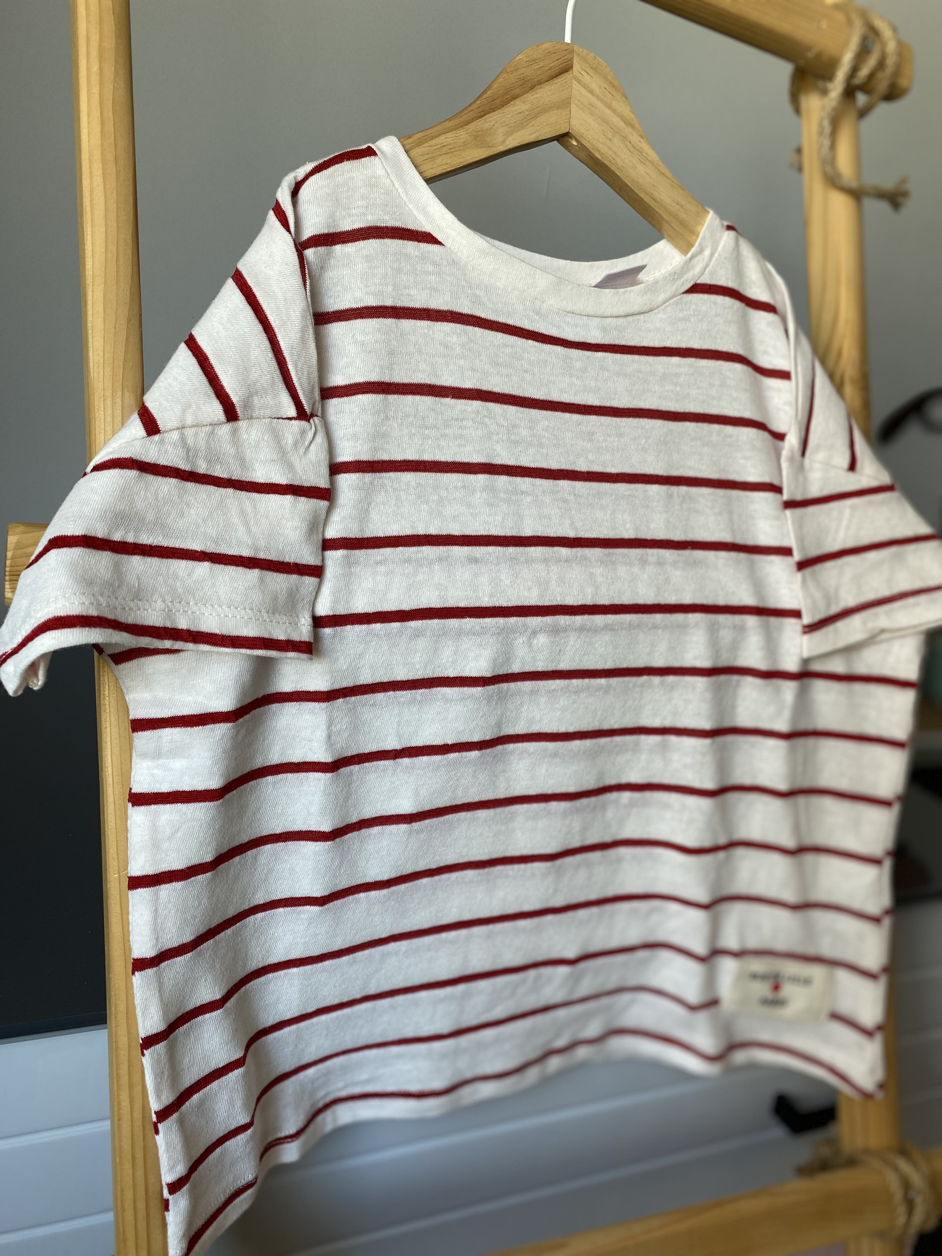 MARKA%20KIRMIZI%20ÇİZGİLİ%20TSHIRT